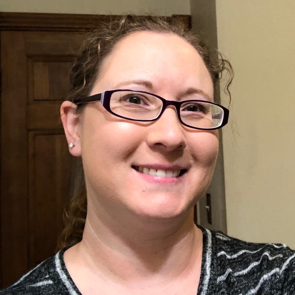 Meet your Posher, Jennifer